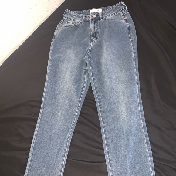 Mom Jeans - Picture 4 of 6